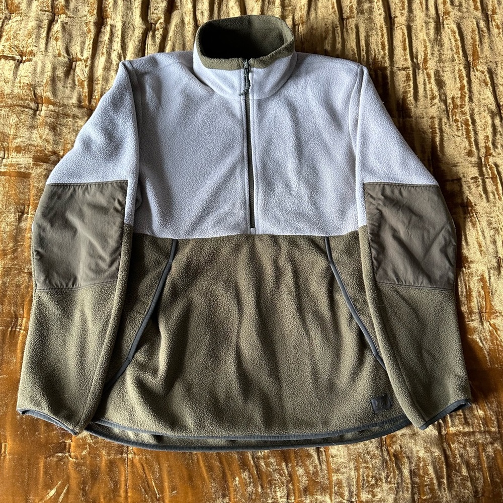 Two-Tone REI Fleece Pullover